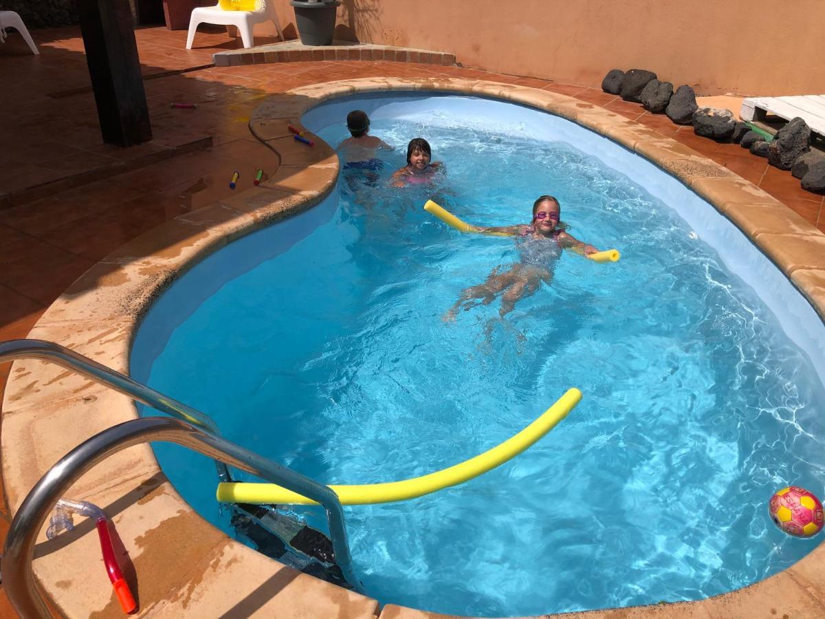 Lovely 2-Bed Villa In Corralejo Fuerteventura מראה חיצוני תמונה